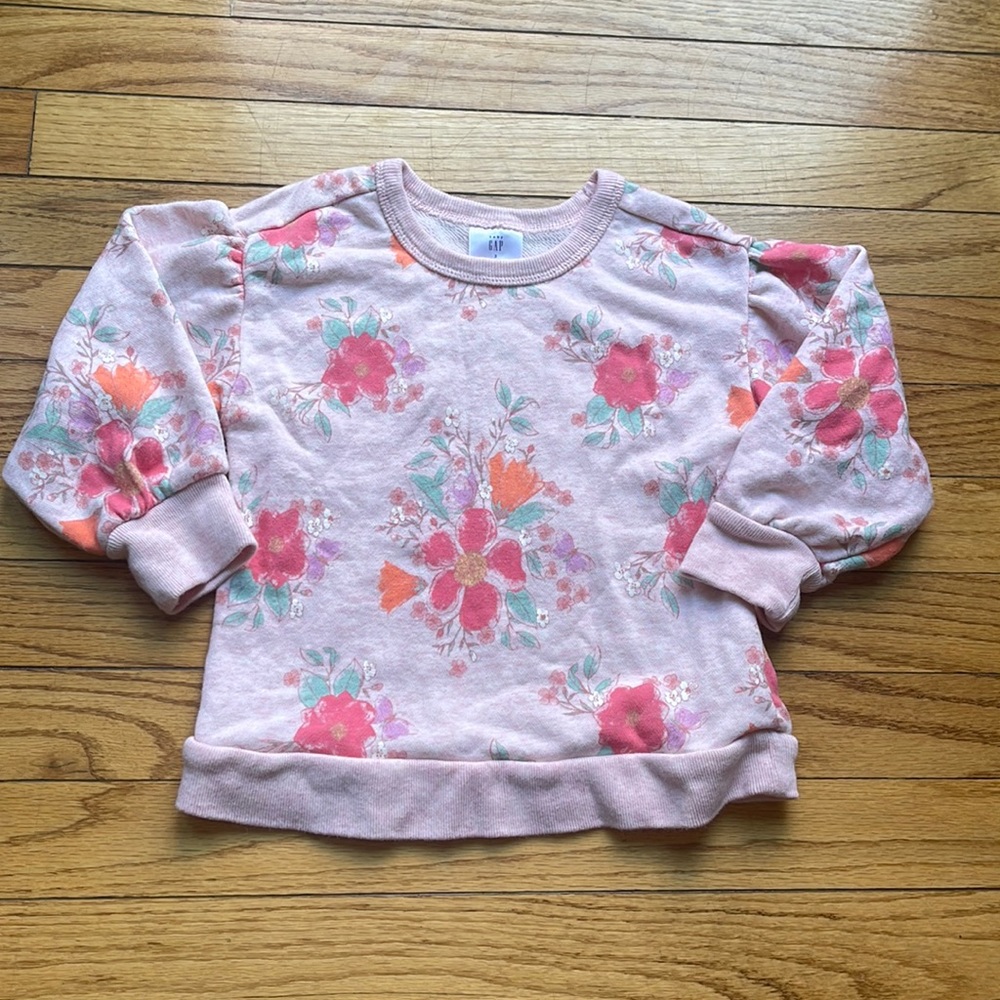 Great condition Gap floral sweatshirt - Size 3T